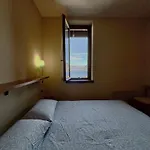 Graziella 1 *